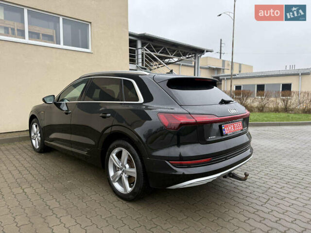 Чорний Ауді E-Tron, об'ємом двигуна 0 л та пробігом 142 тис. км за 23500 $, фото 3 на Automoto.ua