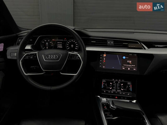 Чорний Ауді E-Tron, об'ємом двигуна 0 л та пробігом 162 тис. км за 28500 $, фото 72 на Automoto.ua