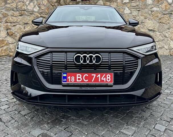 Черный Ауди E-Tron, объемом двигателя 0 л и пробегом 109 тыс. км за 28700 $, фото 9 на Automoto.ua