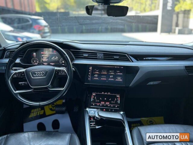 Черный Ауди E-Tron, объемом двигателя 95 л и пробегом 173 тыс. км за 28000 $, фото 10 на Automoto.ua