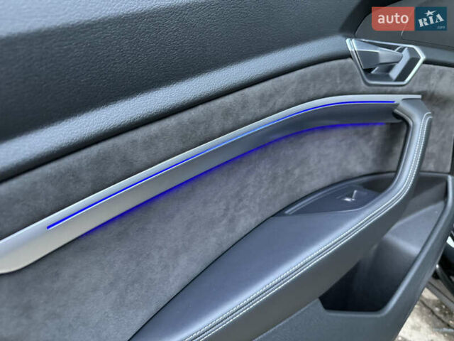 Черный Ауди E-Tron, объемом двигателя 0 л и пробегом 88 тыс. км за 29999 $, фото 69 на Automoto.ua