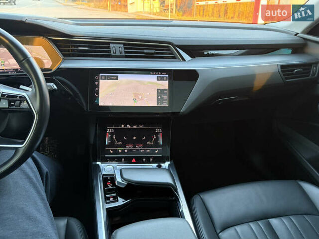 Черный Ауди E-Tron, объемом двигателя 0 л и пробегом 88 тыс. км за 28000 $, фото 6 на Automoto.ua
