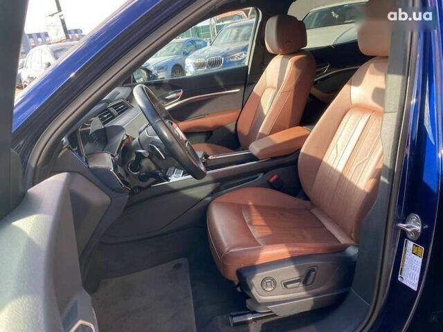 Черный Ауди E-Tron, объемом двигателя 3 л и пробегом 55 тыс. км за 34900 $, фото 18 на Automoto.ua