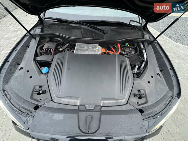 Черный Ауди E-Tron, объемом двигателя 0 л и пробегом 134 тыс. км за 27800 $, фото 45 на Automoto.ua