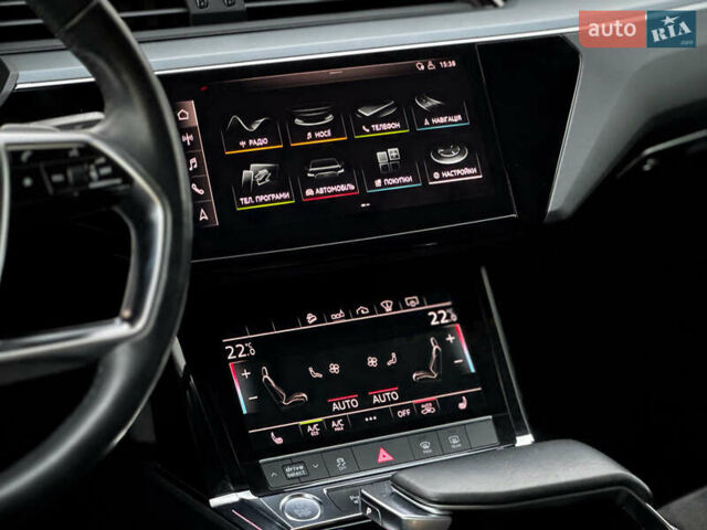 Чорний Ауді E-Tron, об'ємом двигуна 0 л та пробігом 140 тис. км за 26000 $, фото 80 на Automoto.ua