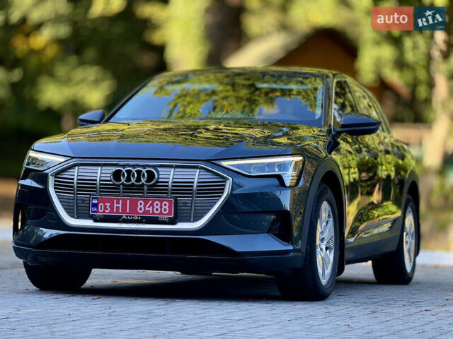 Черный Ауди E-Tron, объемом двигателя 0 л и пробегом 128 тыс. км за 28200 $, фото 26 на Automoto.ua