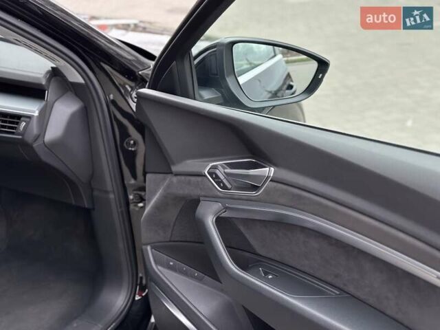 Черный Ауди E-Tron, объемом двигателя 0 л и пробегом 85 тыс. км за 31500 $, фото 17 на Automoto.ua