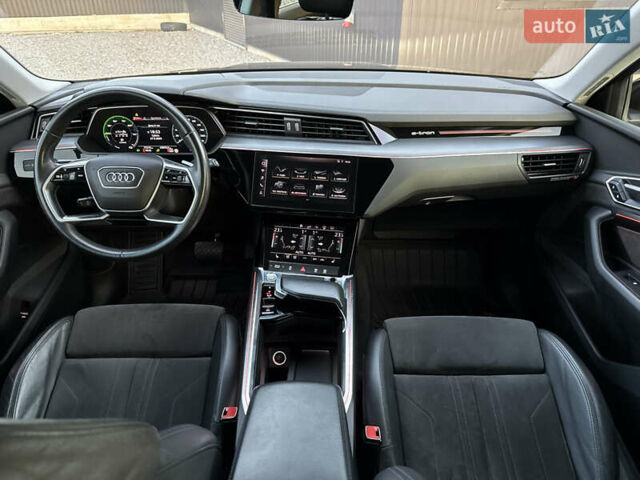 Черный Ауди E-Tron, объемом двигателя 0 л и пробегом 77 тыс. км за 30900 $, фото 35 на Automoto.ua