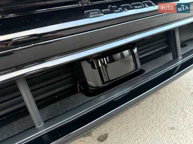 Черный Ауди E-Tron, объемом двигателя 0 л и пробегом 88 тыс. км за 29999 $, фото 10 на Automoto.ua