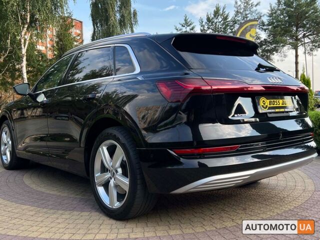 Черный Ауди E-Tron, объемом двигателя 95 л и пробегом 64 тыс. км за 35900 $, фото 4 на Automoto.ua