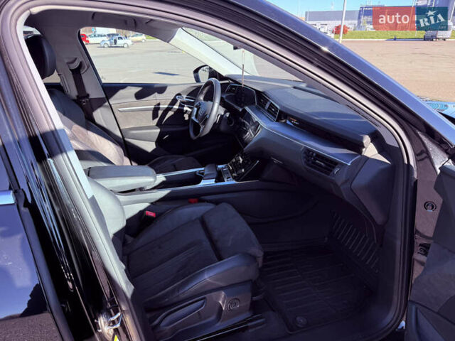 Чорний Ауді E-Tron, об'ємом двигуна 0 л та пробігом 118 тис. км за 19800 $, фото 14 на Automoto.ua