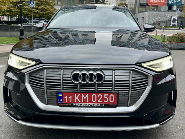 Чорний Ауді E-Tron, об'ємом двигуна 0 л та пробігом 204 тис. км за 21900 $, фото 4 на Automoto.ua