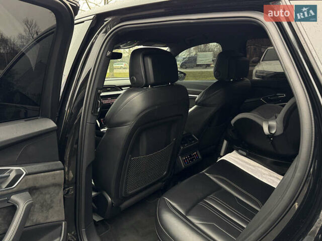 Черный Ауди E-Tron, объемом двигателя 0 л и пробегом 71 тыс. км за 34300 $, фото 21 на Automoto.ua