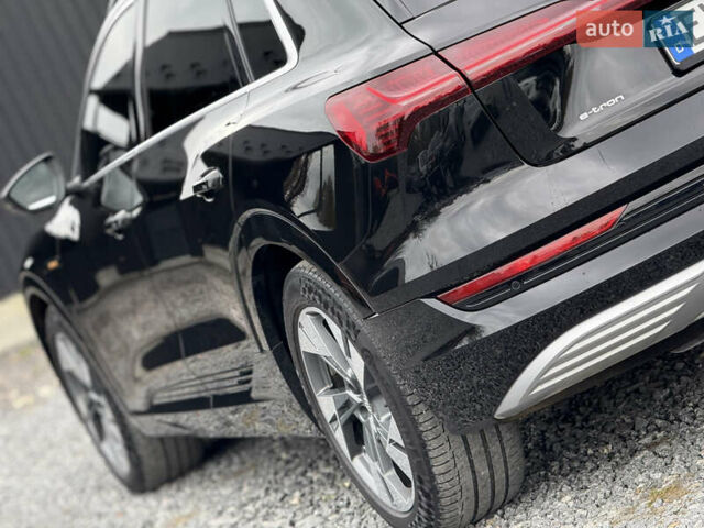 Черный Ауди E-Tron, объемом двигателя 0 л и пробегом 77 тыс. км за 30900 $, фото 21 на Automoto.ua