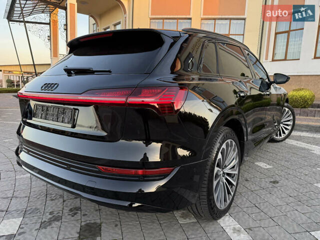Черный Ауди E-Tron, объемом двигателя 0 л и пробегом 88 тыс. км за 31999 $, фото 48 на Automoto.ua