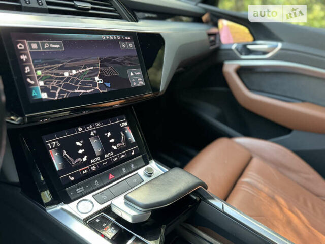 Черный Ауди E-Tron, объемом двигателя 0 л и пробегом 199 тыс. км за 27499 $, фото 20 на Automoto.ua