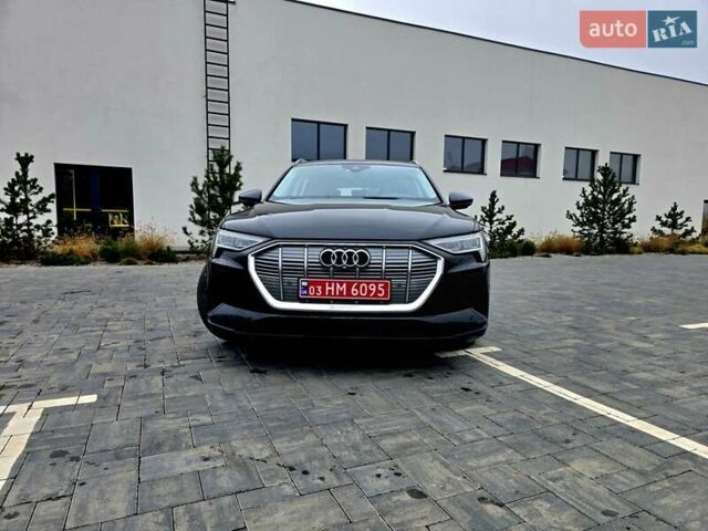 Чорний Ауді E-Tron, об'ємом двигуна 0 л та пробігом 135 тис. км за 22900 $, фото 13 на Automoto.ua