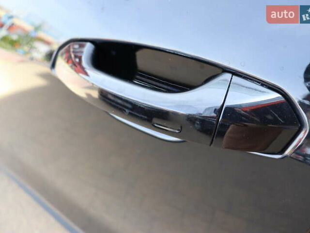 Чорний Ауді E-Tron, об'ємом двигуна 0 л та пробігом 86 тис. км за 29800 $, фото 11 на Automoto.ua