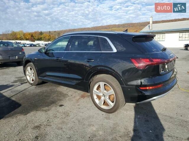 Черный Ауди E-Tron, объемом двигателя 0 л и пробегом 140 тыс. км за 9700 $, фото 2 на Automoto.ua