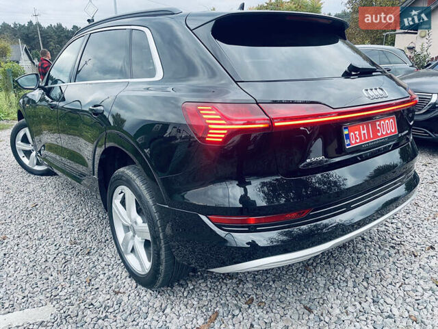 Черный Ауди E-Tron, объемом двигателя 0 л и пробегом 171 тыс. км за 24444 $, фото 3 на Automoto.ua