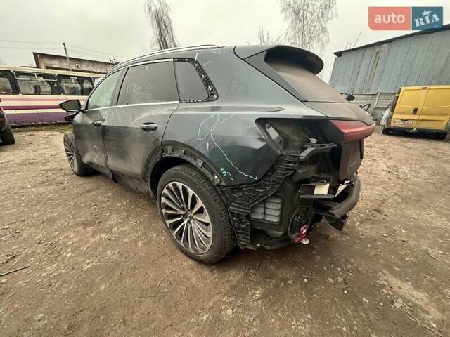 Чорний Ауді E-Tron, об'ємом двигуна 0 л та пробігом 97 тис. км за 19000 $, фото 12 на Automoto.ua