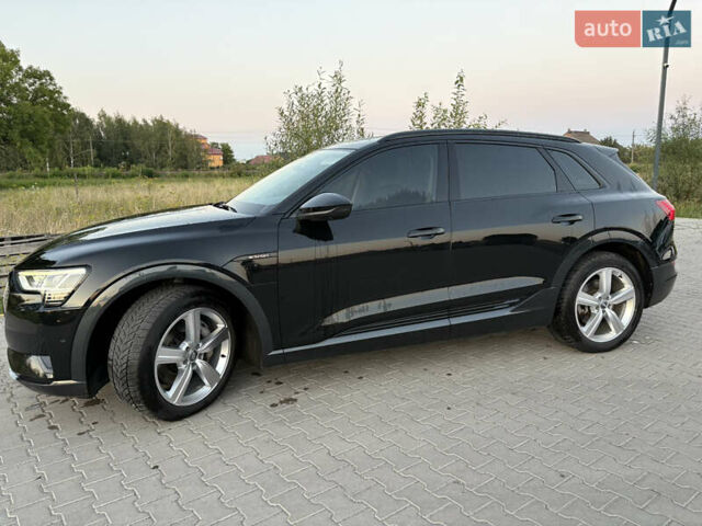 Черный Ауди E-Tron, объемом двигателя 0 л и пробегом 145 тыс. км за 26200 $, фото 11 на Automoto.ua