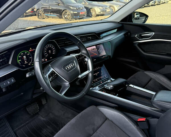 Черный Ауди E-Tron, объемом двигателя 0 л и пробегом 77 тыс. км за 30900 $, фото 43 на Automoto.ua