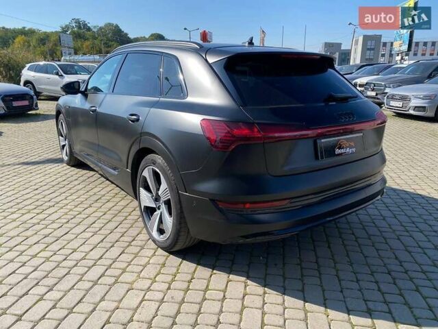 Черный Ауди E-Tron, объемом двигателя 0 л и пробегом 81 тыс. км за 34950 $, фото 6 на Automoto.ua