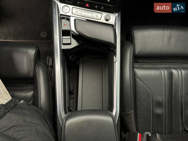 Черный Ауди E-Tron, объемом двигателя 0 л и пробегом 71 тыс. км за 34300 $, фото 14 на Automoto.ua