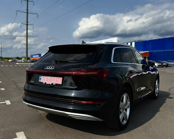 Черный Ауди E-Tron, объемом двигателя 0 л и пробегом 72 тыс. км за 33000 $, фото 11 на Automoto.ua