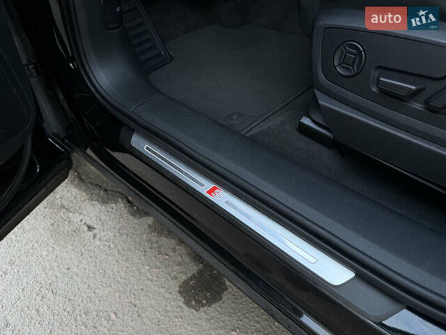 Черный Ауди E-Tron, объемом двигателя 0 л и пробегом 88 тыс. км за 29999 $, фото 59 на Automoto.ua