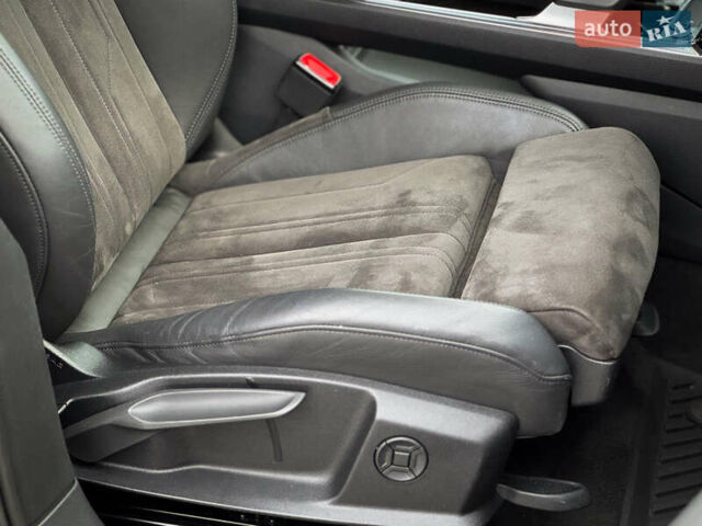 Чорний Ауді E-Tron, об'ємом двигуна 0 л та пробігом 140 тис. км за 26000 $, фото 64 на Automoto.ua