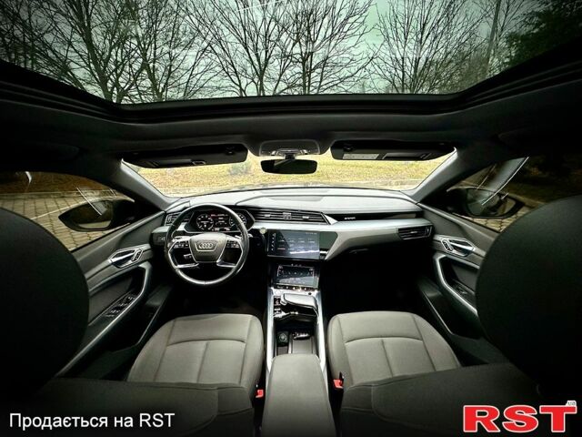 Черный Ауди E-Tron, объемом двигателя 0 л и пробегом 180 тыс. км за 25000 $, фото 7 на Automoto.ua