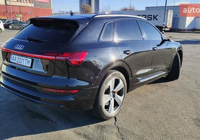 Черный Ауди E-Tron, объемом двигателя 0 л и пробегом 81 тыс. км за 47900 $, фото 1 на Automoto.ua