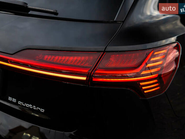 Чорний Ауді E-Tron, об'ємом двигуна 0 л та пробігом 100 тис. км за 31400 $, фото 33 на Automoto.ua