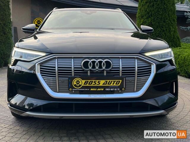 Черный Ауди E-Tron, объемом двигателя 95 л и пробегом 64 тыс. км за 35900 $, фото 1 на Automoto.ua