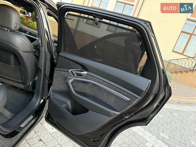 Черный Ауди E-Tron, объемом двигателя 0 л и пробегом 88 тыс. км за 31999 $, фото 75 на Automoto.ua