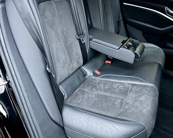 Черный Ауди E-Tron, объемом двигателя 0 л и пробегом 109 тыс. км за 28700 $, фото 41 на Automoto.ua