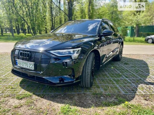 Чорний Ауді E-Tron, об'ємом двигуна 0 л та пробігом 88 тис. км за 47500 $, фото 2 на Automoto.ua