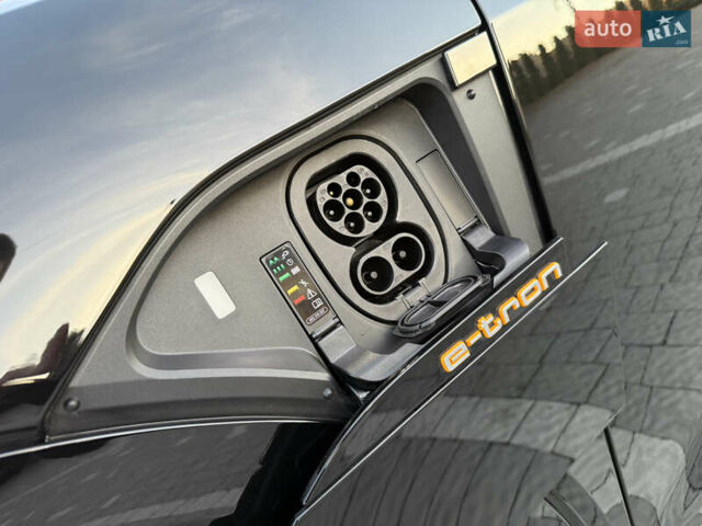 Черный Ауди E-Tron, объемом двигателя 0 л и пробегом 88 тыс. км за 29900 $, фото 26 на Automoto.ua