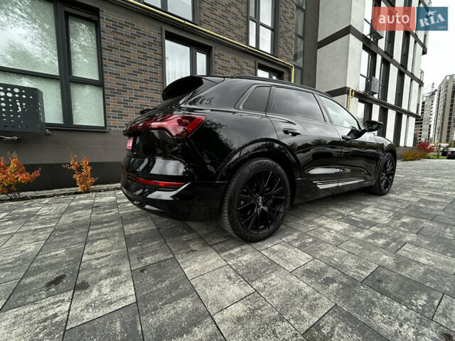 Черный Ауди E-Tron, объемом двигателя 0 л и пробегом 101 тыс. км за 29350 $, фото 35 на Automoto.ua