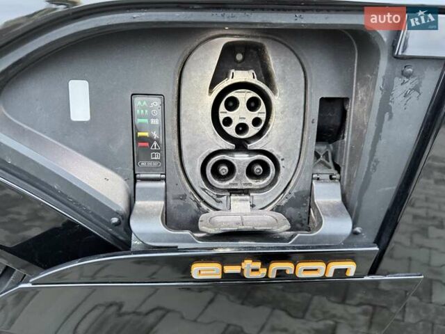 Черный Ауди E-Tron, объемом двигателя 0 л и пробегом 65 тыс. км за 29700 $, фото 19 на Automoto.ua