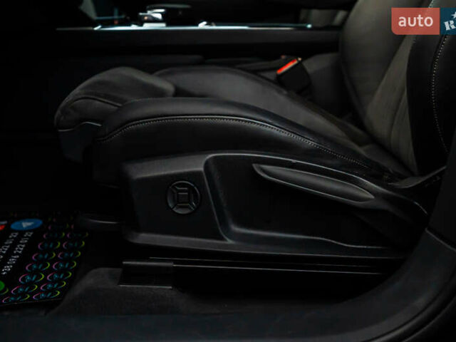 Черный Ауди E-Tron, объемом двигателя 0 л и пробегом 133 тыс. км за 28900 $, фото 50 на Automoto.ua