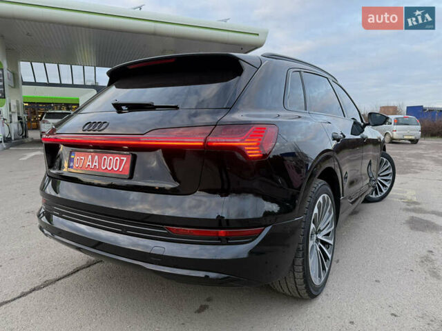 Черный Ауди E-Tron, объемом двигателя 0 л и пробегом 88 тыс. км за 29999 $, фото 51 на Automoto.ua