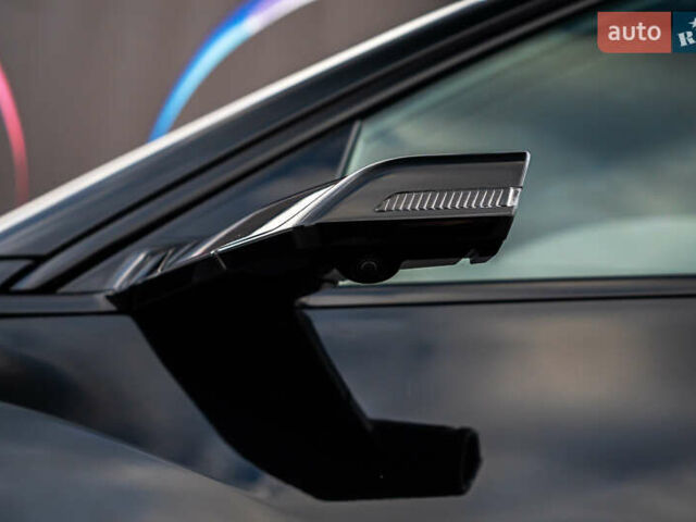 Чорний Ауді E-Tron, об'ємом двигуна 0 л та пробігом 100 тис. км за 31400 $, фото 19 на Automoto.ua