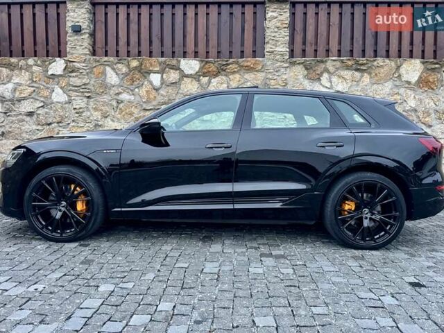 Черный Ауди E-Tron, объемом двигателя 0 л и пробегом 109 тыс. км за 28700 $, фото 7 на Automoto.ua