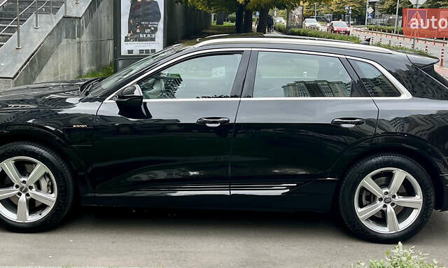 Чорний Ауді E-Tron, об'ємом двигуна 0 л та пробігом 204 тис. км за 21900 $, фото 13 на Automoto.ua