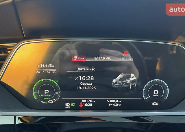 Черный Ауди E-Tron, объемом двигателя 0 л и пробегом 88 тыс. км за 28000 $, фото 9 на Automoto.ua