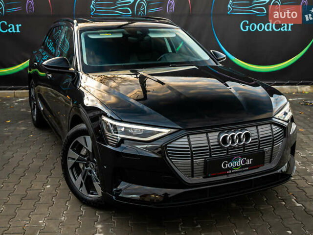 Черный Ауди E-Tron, объемом двигателя 0 л и пробегом 133 тыс. км за 28900 $, фото 1 на Automoto.ua