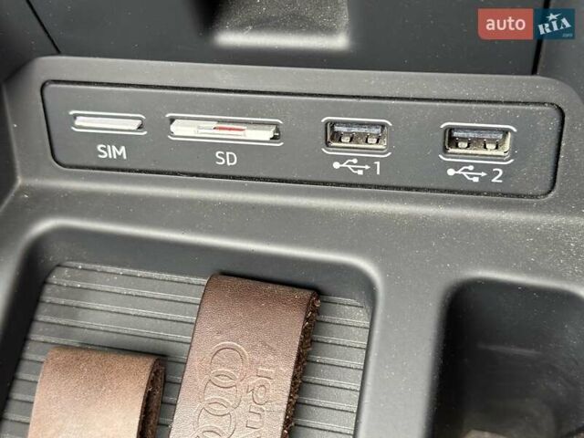 Черный Ауди E-Tron, объемом двигателя 0 л и пробегом 85 тыс. км за 31500 $, фото 30 на Automoto.ua